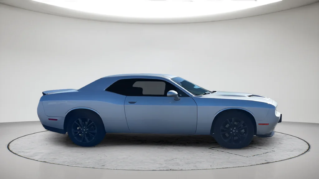 Used 2020 Silver Dodge SXT image 13