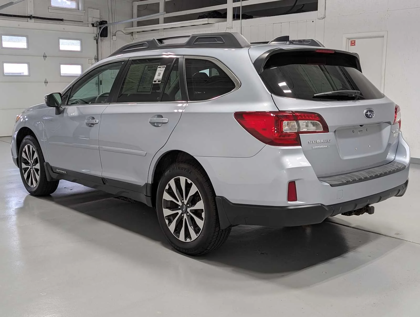 Used 2016 Ice Silver Metallic Subaru 2.5i Limited image 10