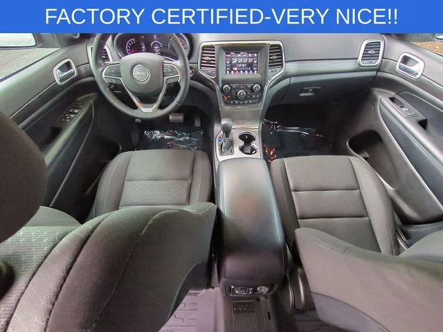 Used 2021 Silver Jeep Laredo E image 32