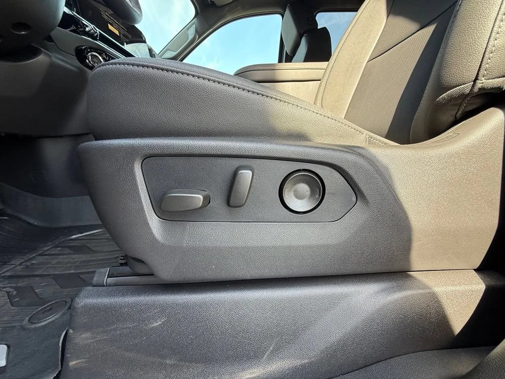 New 2026 Onyx Black GMC SLT image 35