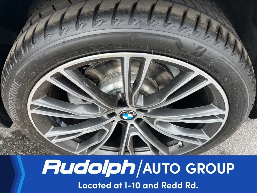 Used 2024 White BMW xDrive30i image 27