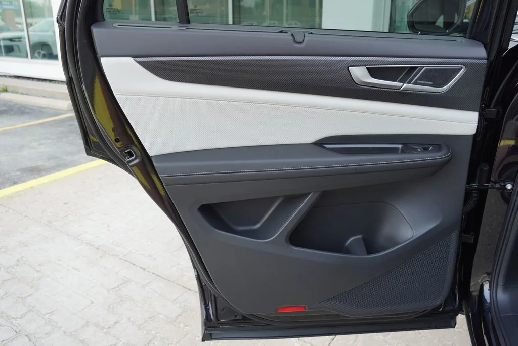 New 2026 Black Volkswagen 2.0T SEL Premium R-Line image 30