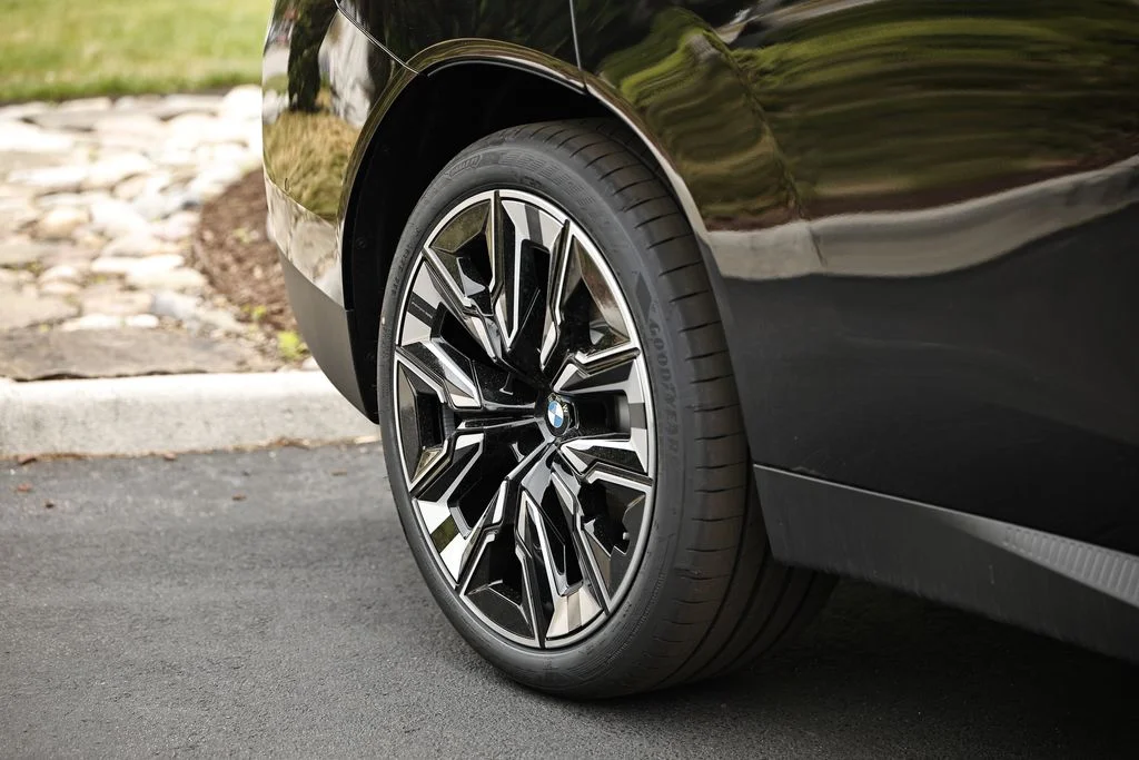 New 2026 Black Sapphire Metallic BMW 30 xDrive image 6