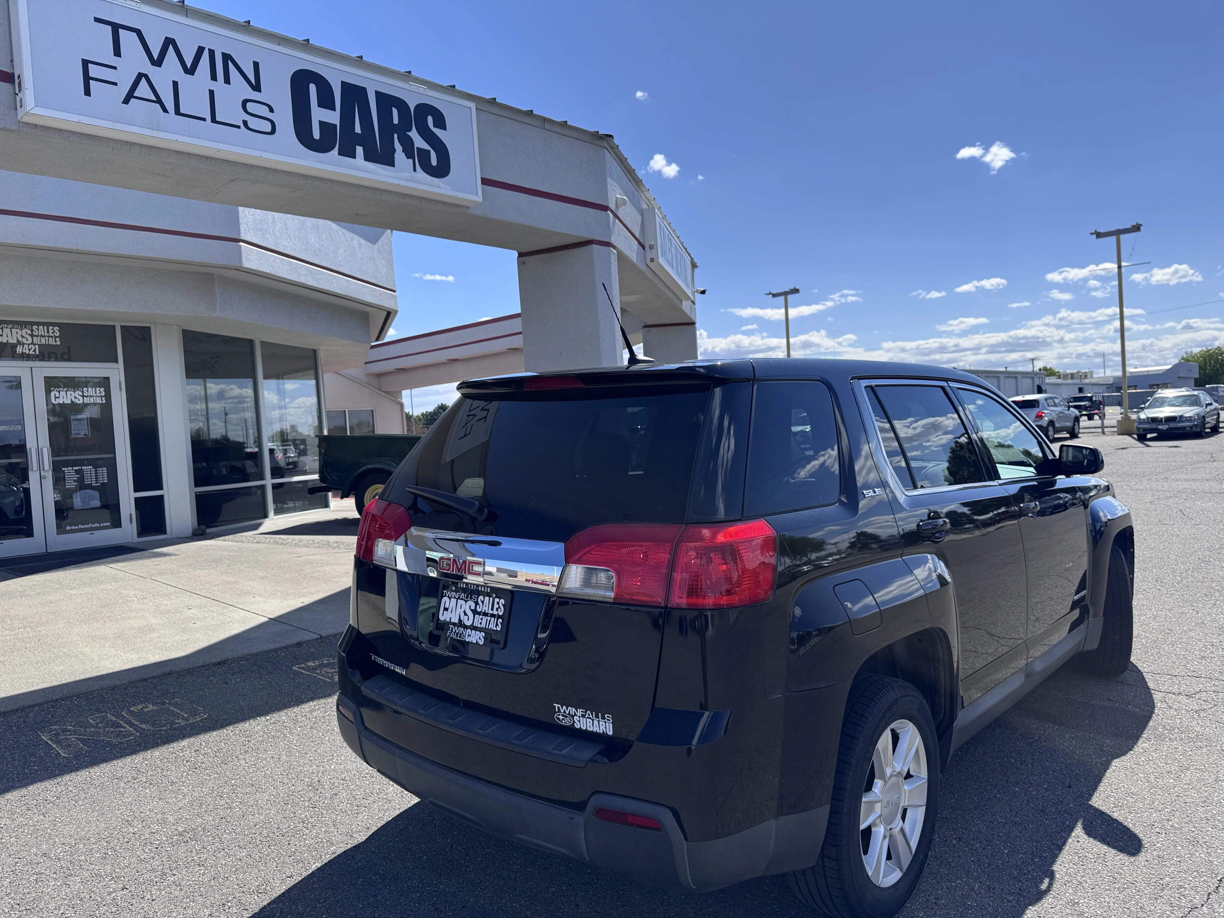 Used 2013 Onyx Black GMC SLE image 8