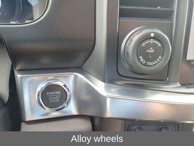 New 2026 Star White Metallic Tri-Coat Ford F-250® King Ranch® image 14