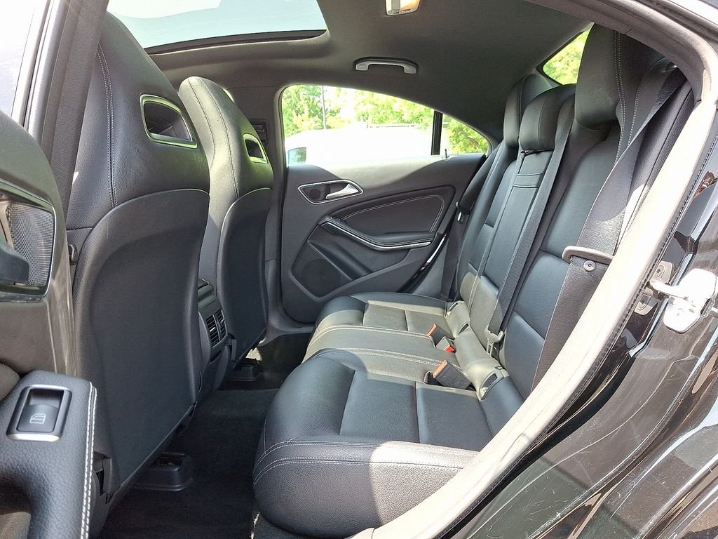 Used 2018 Night Black Mercedes-Benz CLA 250 image 10
