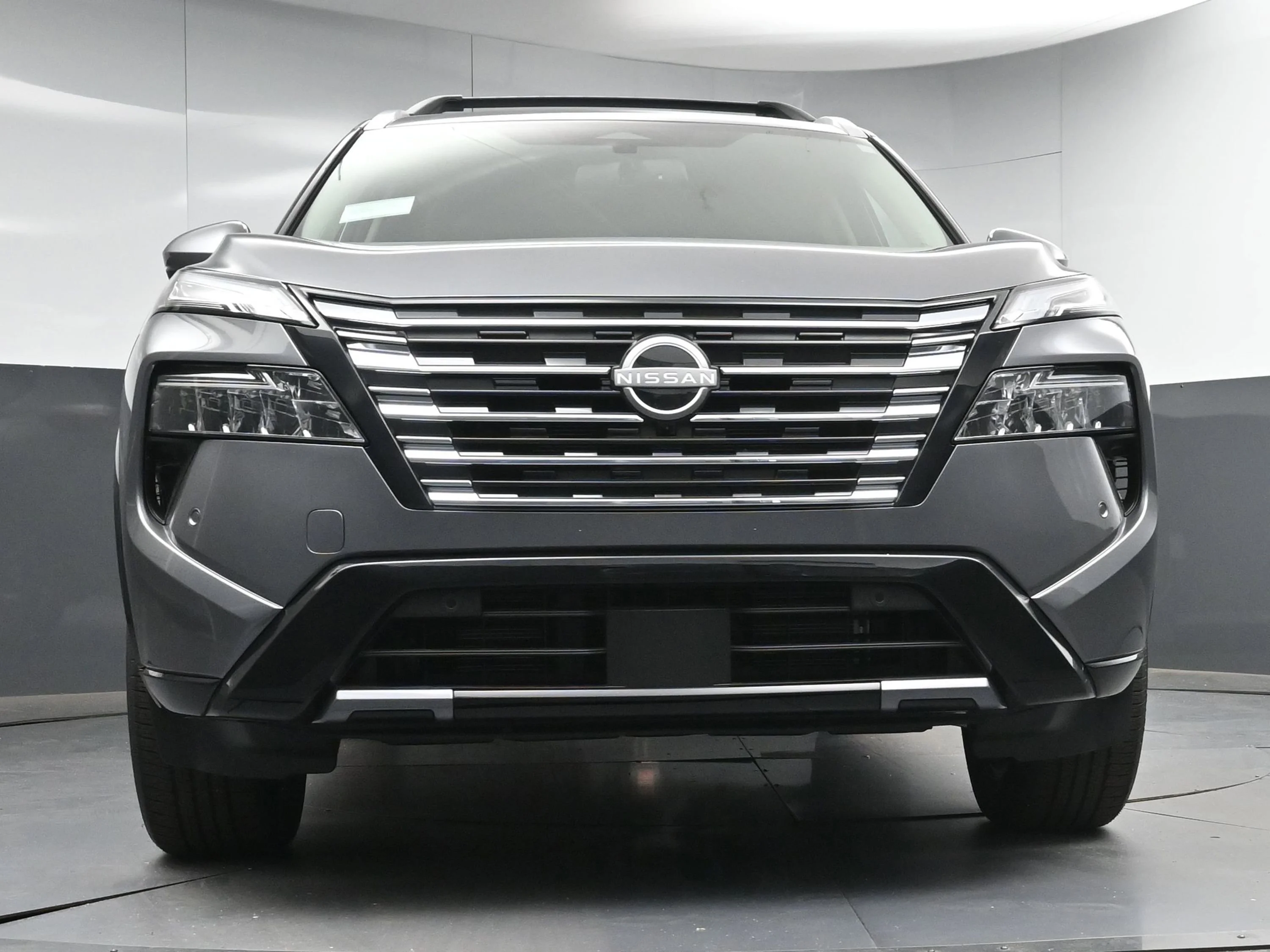New 2026 Gun Metallic Nissan Platinum image 26