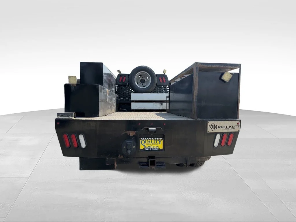 Used 2020 White Ford XL image 4