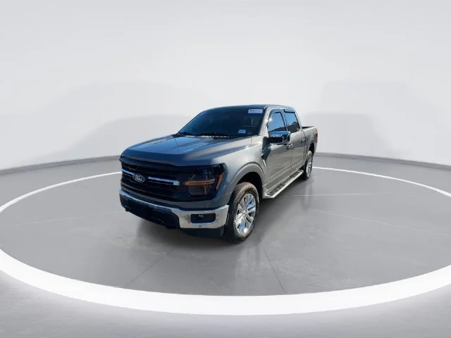 Used 2026 Gray Ford XLT image 2
