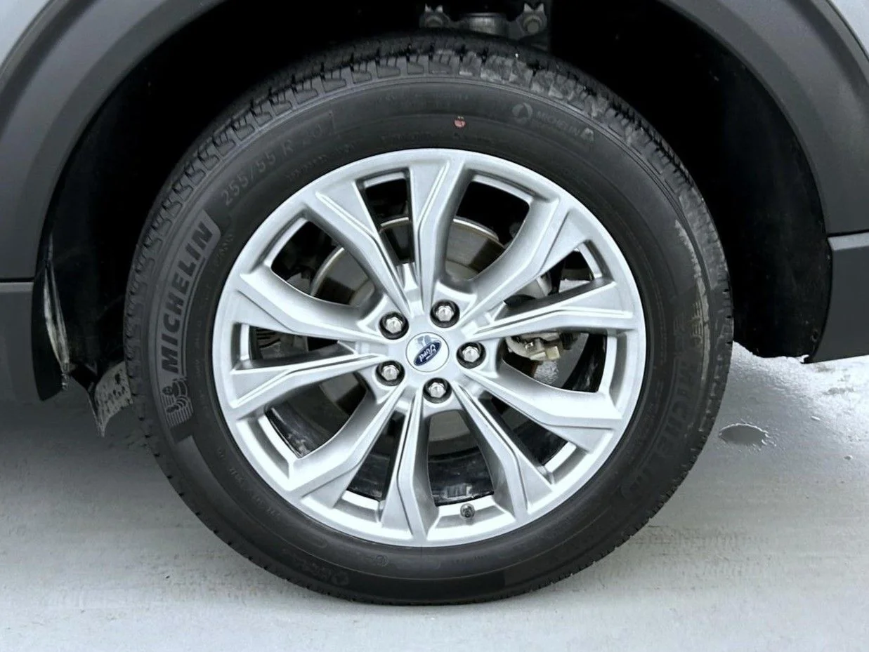 Used 2024 Gray Ford XLT image 22