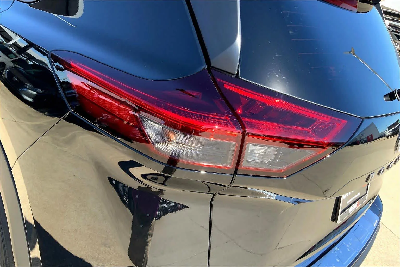2026 Nissan Rogue SV - Photo 14
