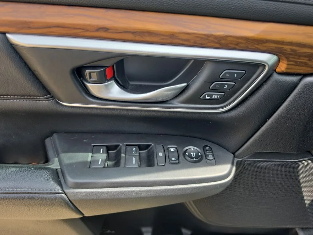 Used 2019 White Honda EX-L image 16