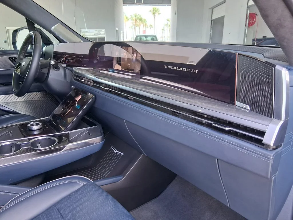 2026 Cadillac Escalade IQ Premium Luxury - Photo 17