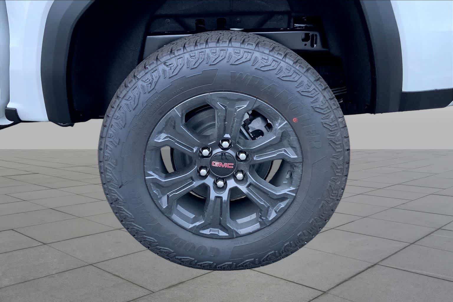 2025 GMC Canyon Elevation - Photo 11