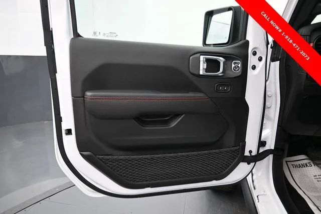 New 2026 Bright White Clear-Coat Exterior Paint Jeep Rubicon X image 16