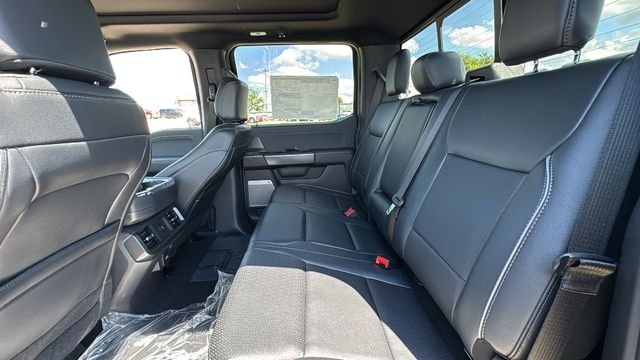 New 2026 Carbonized Gray Metallic Ford Lariat® image 28