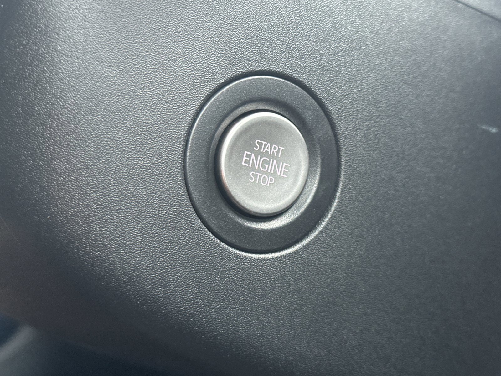 2025 Volkswagen ID. Buzz PRO S - Photo 23