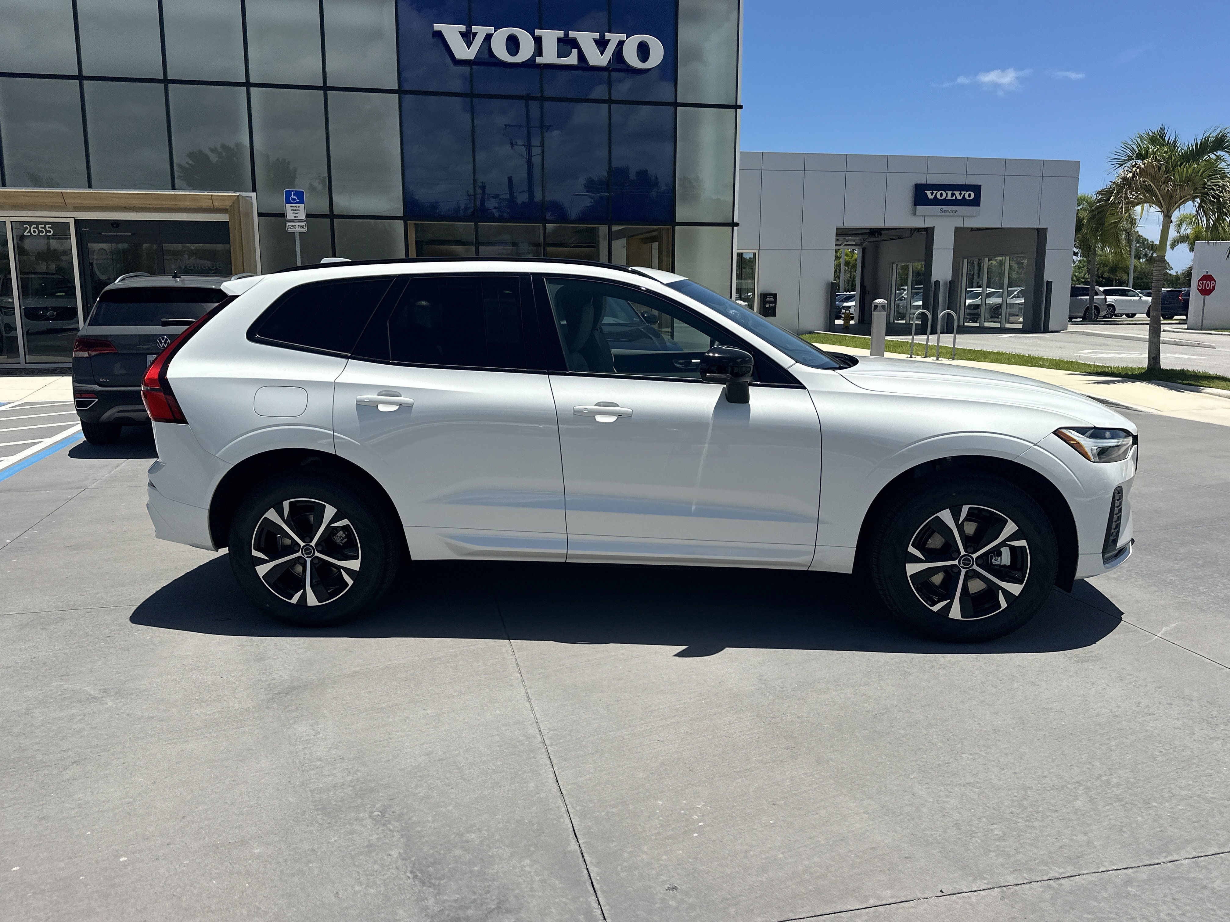 New 2026  Volvo Core image 6