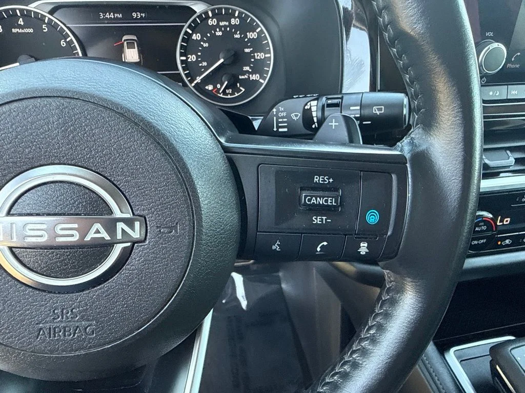 Used 2024 Blue Nissan SV image 17