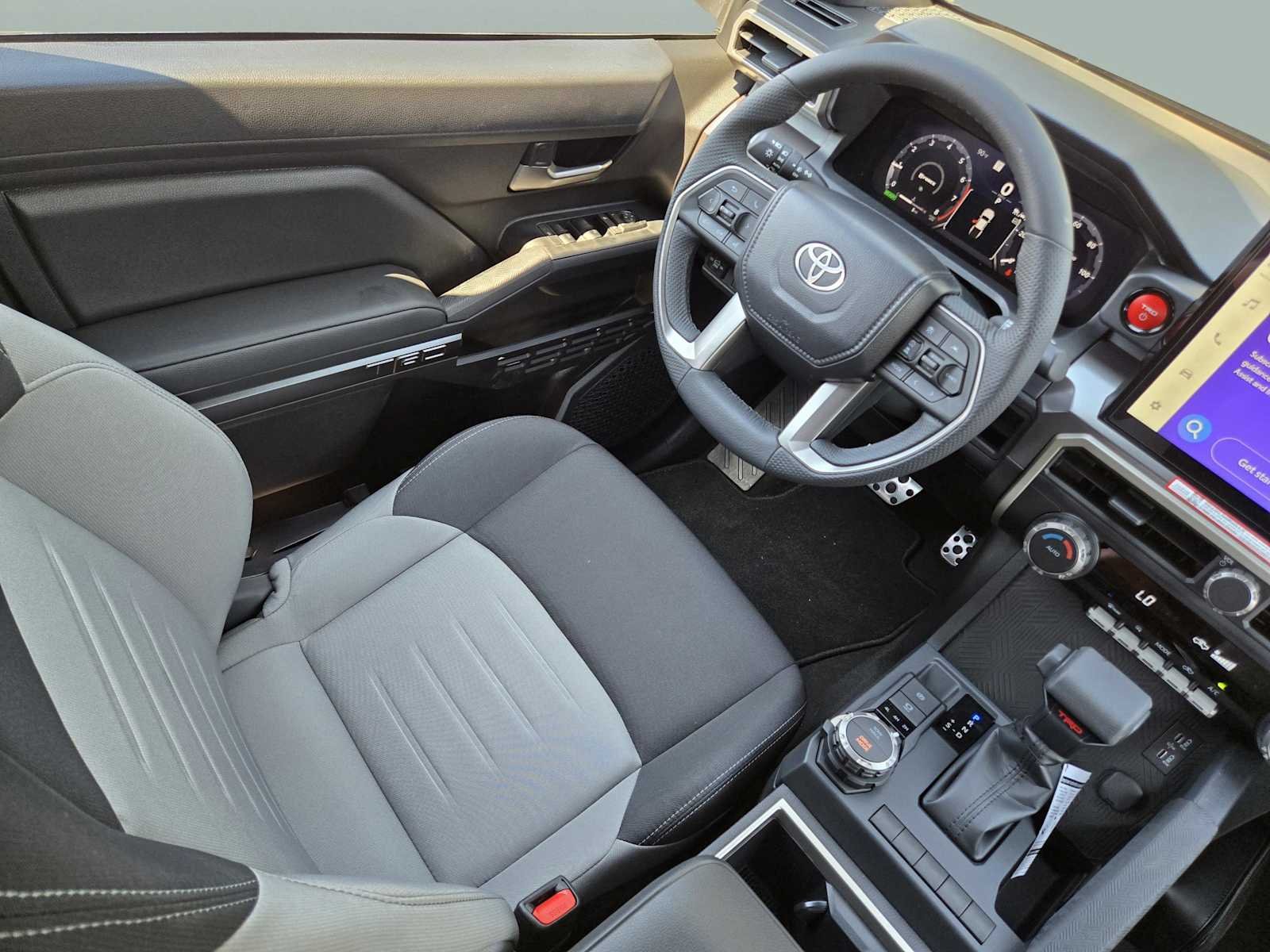 2025 Toyota Tacoma TRD Sport - Photo 17