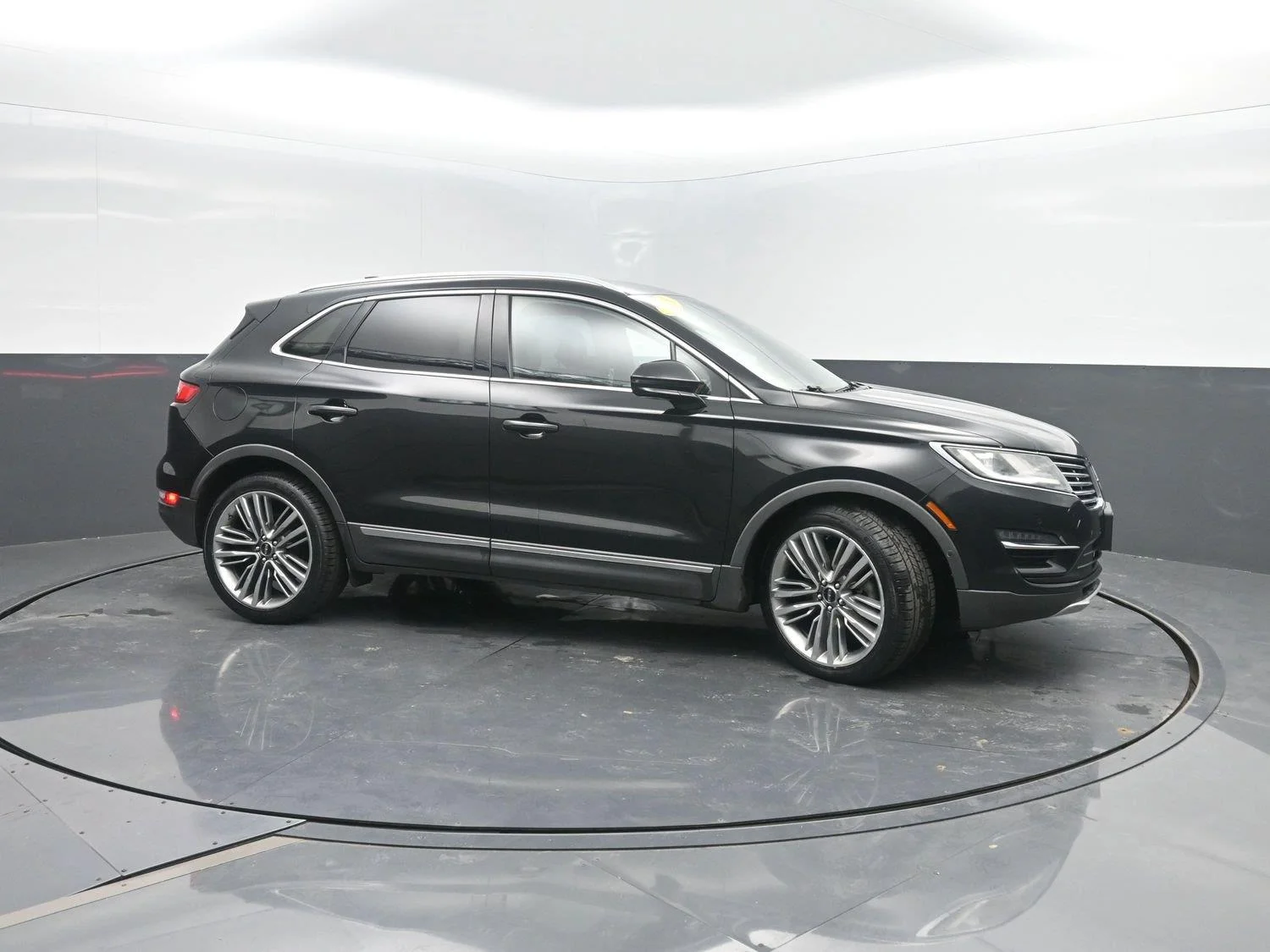 Used 2015 Lincoln MKC Base with VIN 5LMTJ2AH0FUJ24550 for sale in Charles City, IA