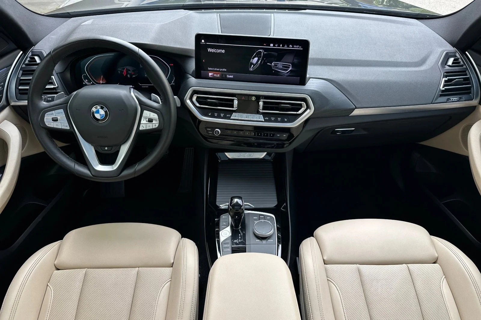 Used 2023 Black Sapphire Metallic BMW sDrive30i image 12