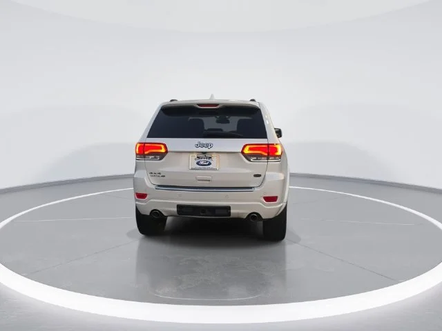 Used 2016 White Jeep Overland image 7