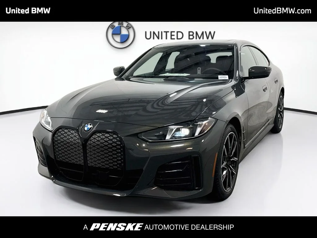 New 2026 Dravit Grey Metallic BMW xDrive40 image 1
