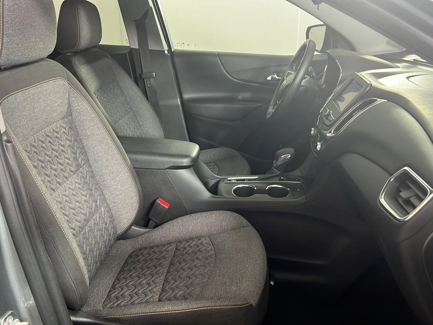 Used 2024 Sterling Gray Metallic Chevrolet LT image 40