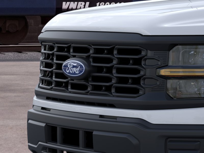 New 2026 Oxford White Ford XL image 17