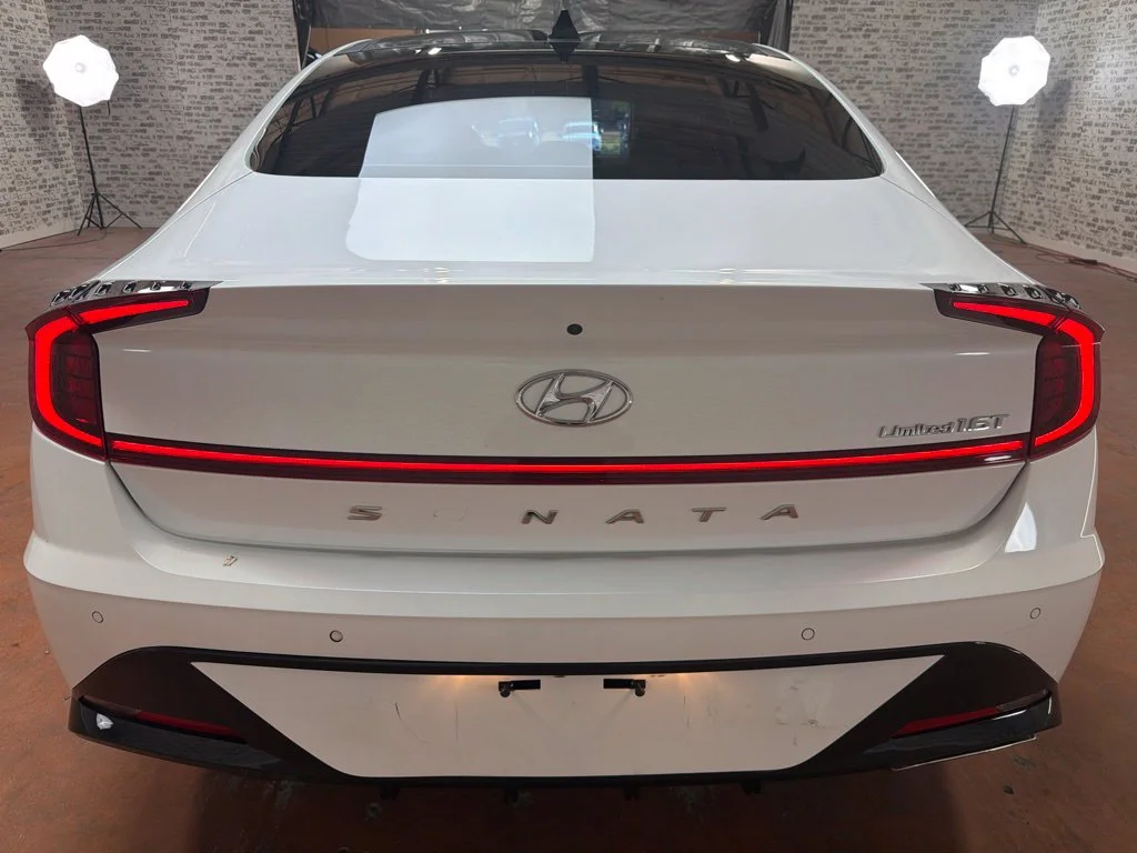Used 2020 Quartz White Hyundai Limited image 6