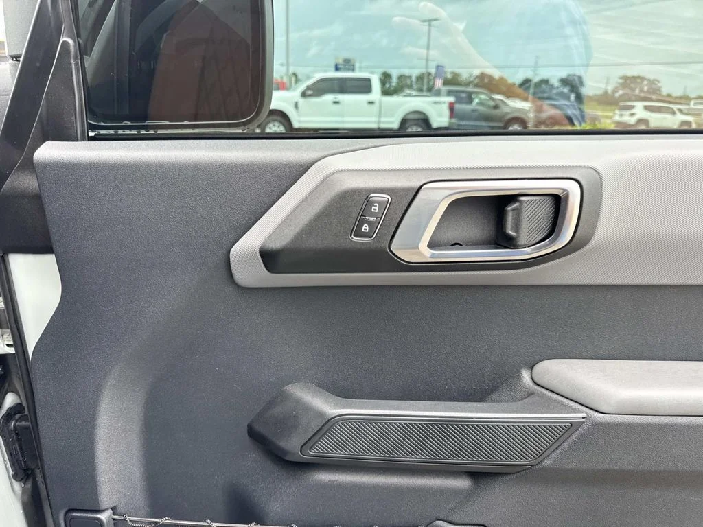 Used 2022 Cactus Green / Gray Ford Big Bend image 14