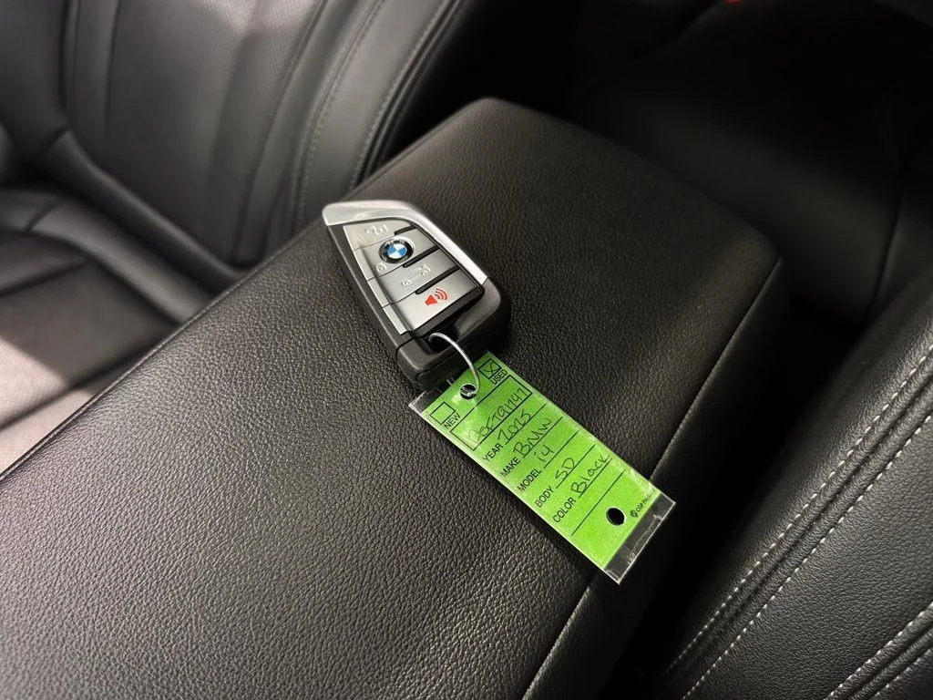 Used 2025 Black BMW xDrive40 image 27