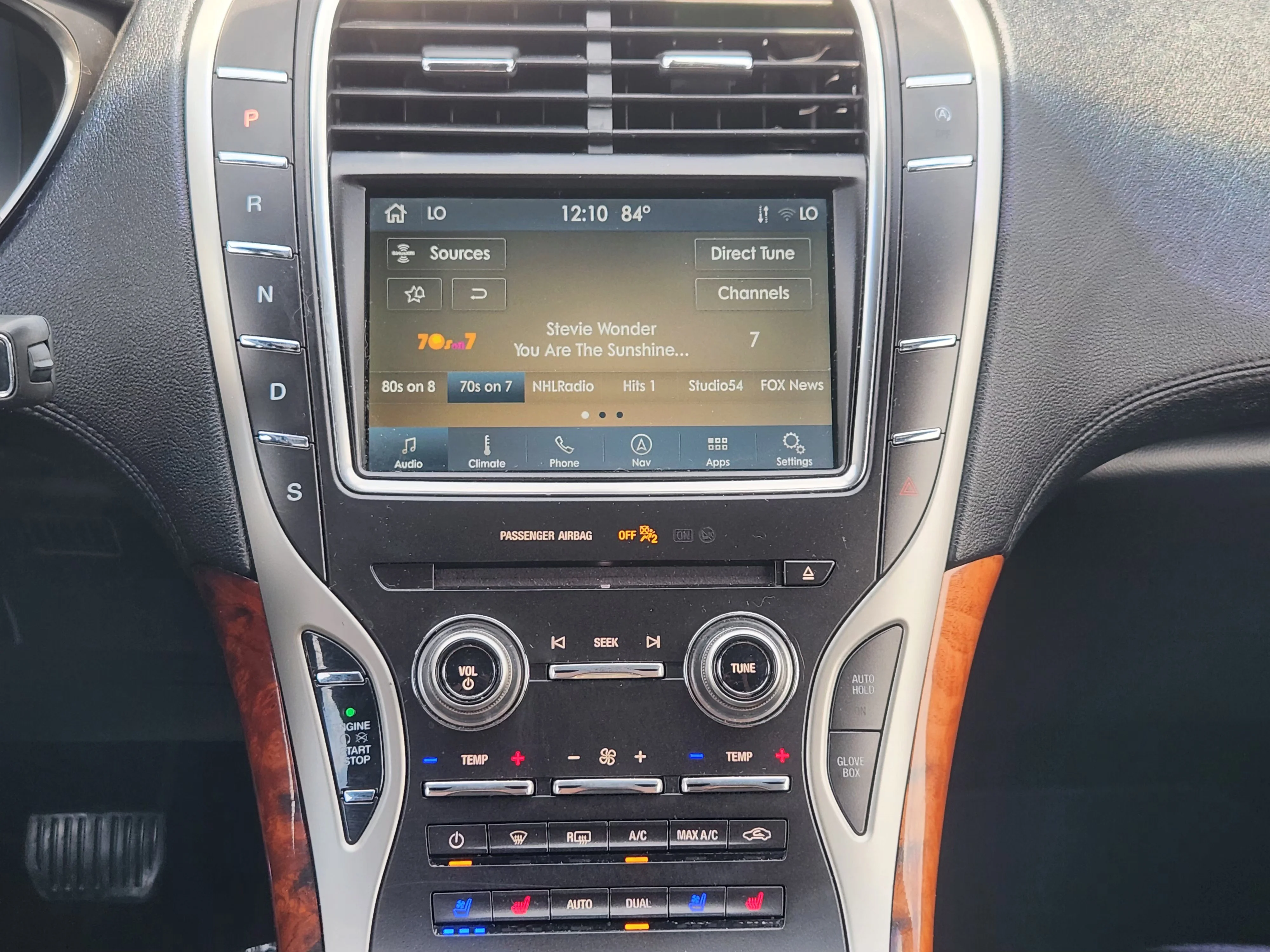 Used 2019  Lincoln Reserve image 18