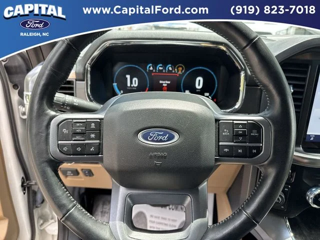 Used 2023 White Ford Lariat image 25