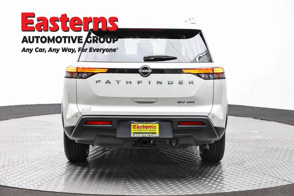 Used 2023 White Nissan SV image 6