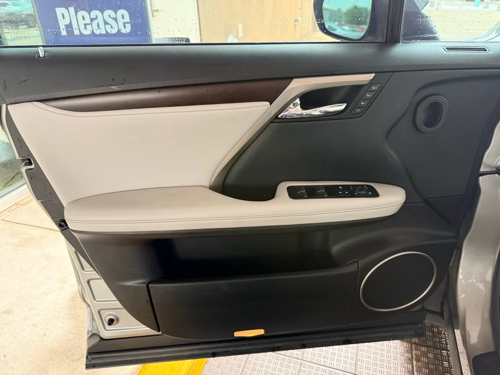 Used 2022 Atomic Silver Lexus  image 10