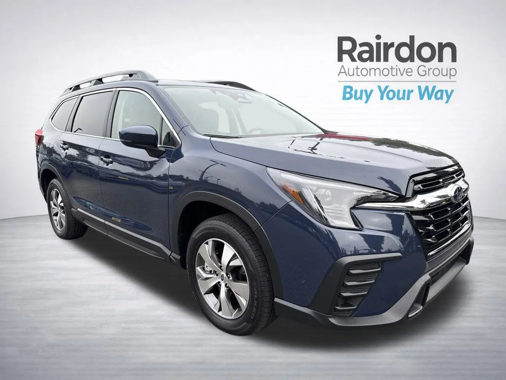 Used 2025  Subaru Premium image 27