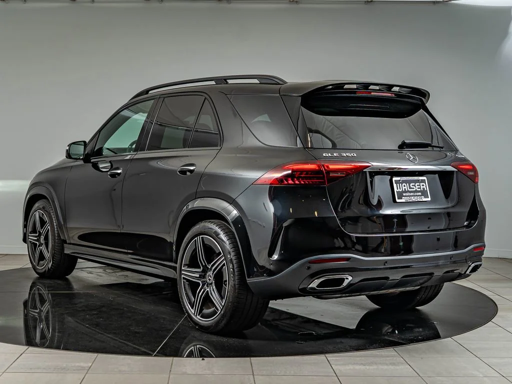 Used 2025 Obsidian Black Metallic Mercedes-Benz GLE 350 image 7