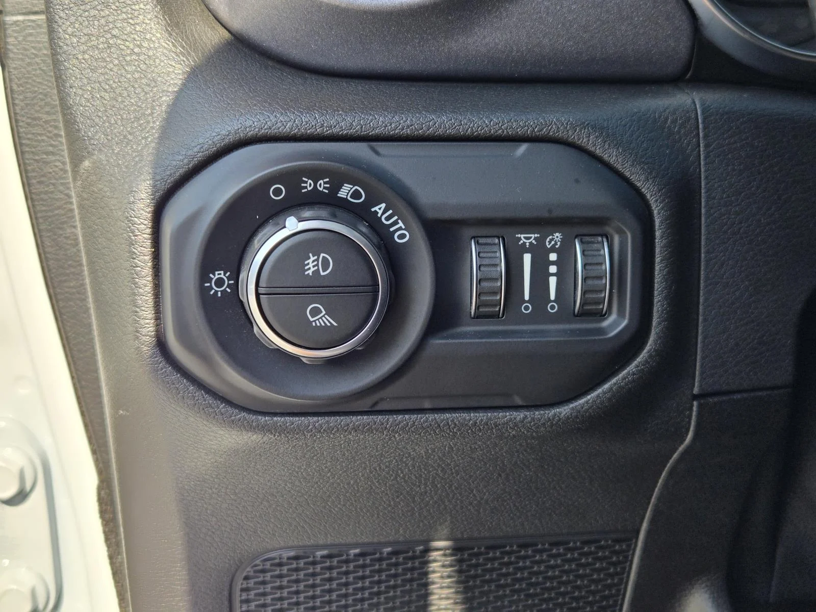 2021 Jeep Gladiator Mojave - Photo 20