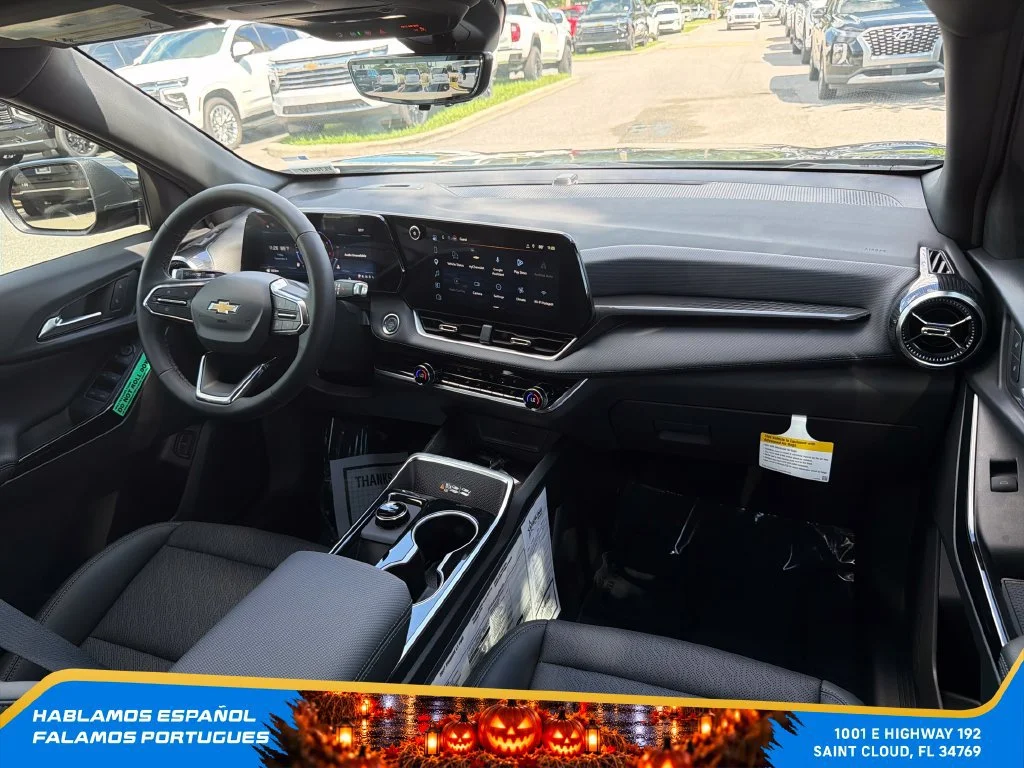 New 2027 Mosaic Black Metallic Chevrolet LT image 29