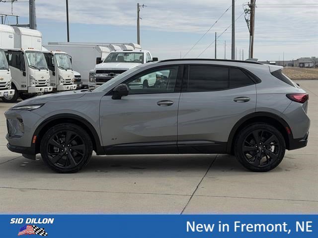 2026 Buick Envision Sport Touring - Photo 8