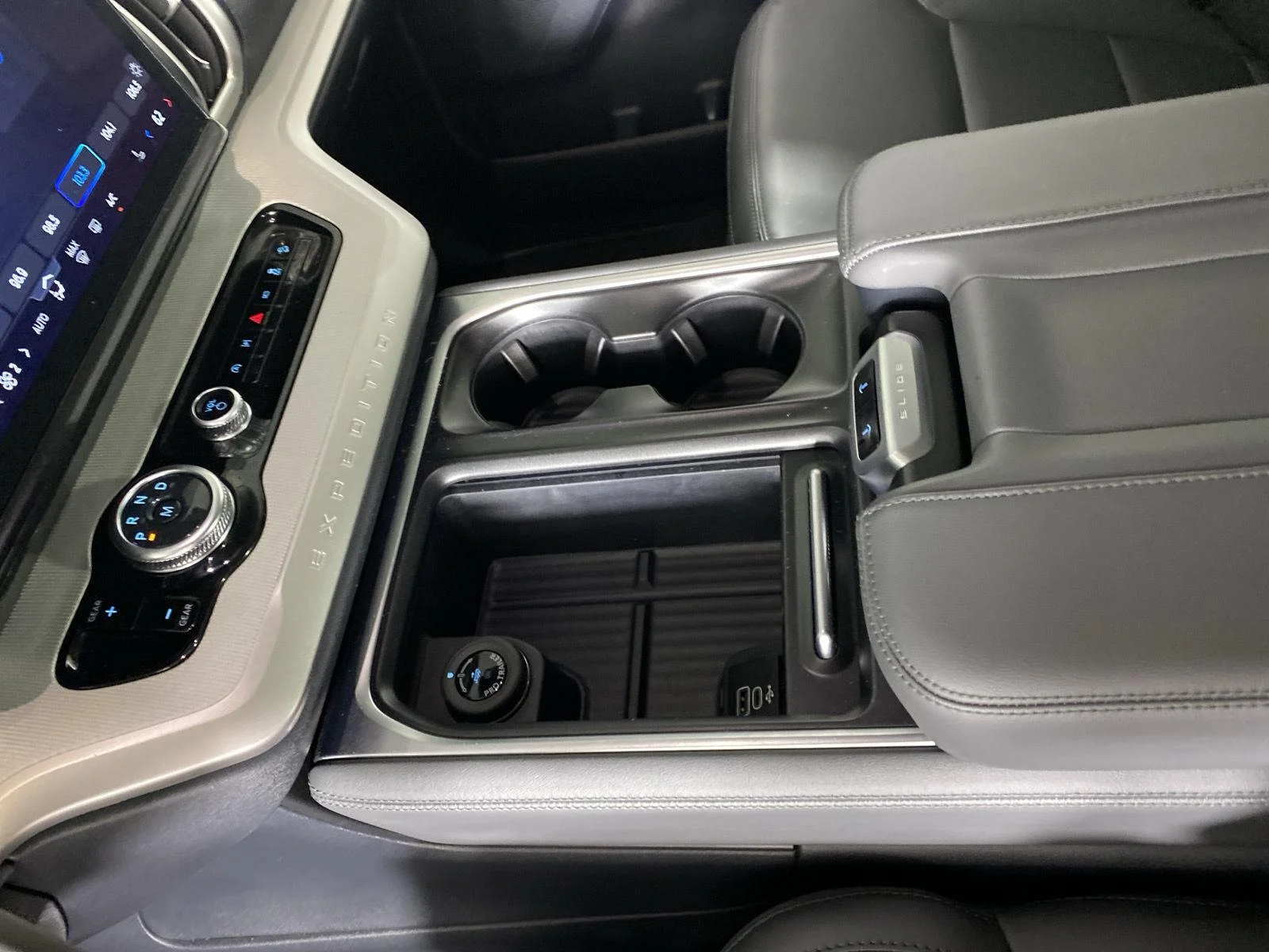 New 2026 Agate Black Metallic Ford Active image 21