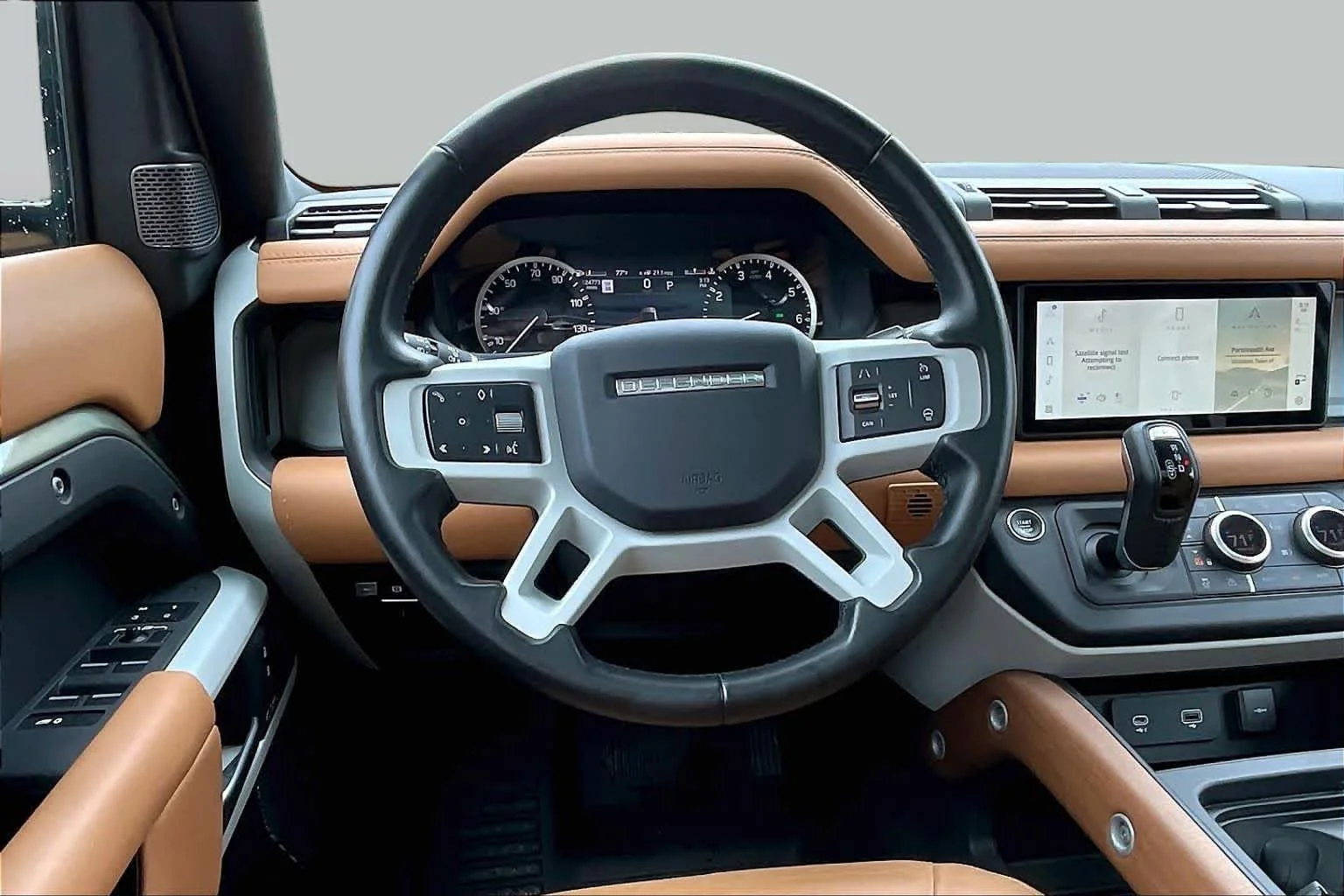 Used 2023 Pangea Green Metallic Land Rover SE image 5