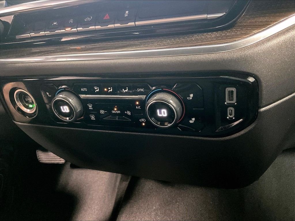Used 2023 Gray Chevrolet LT image 26