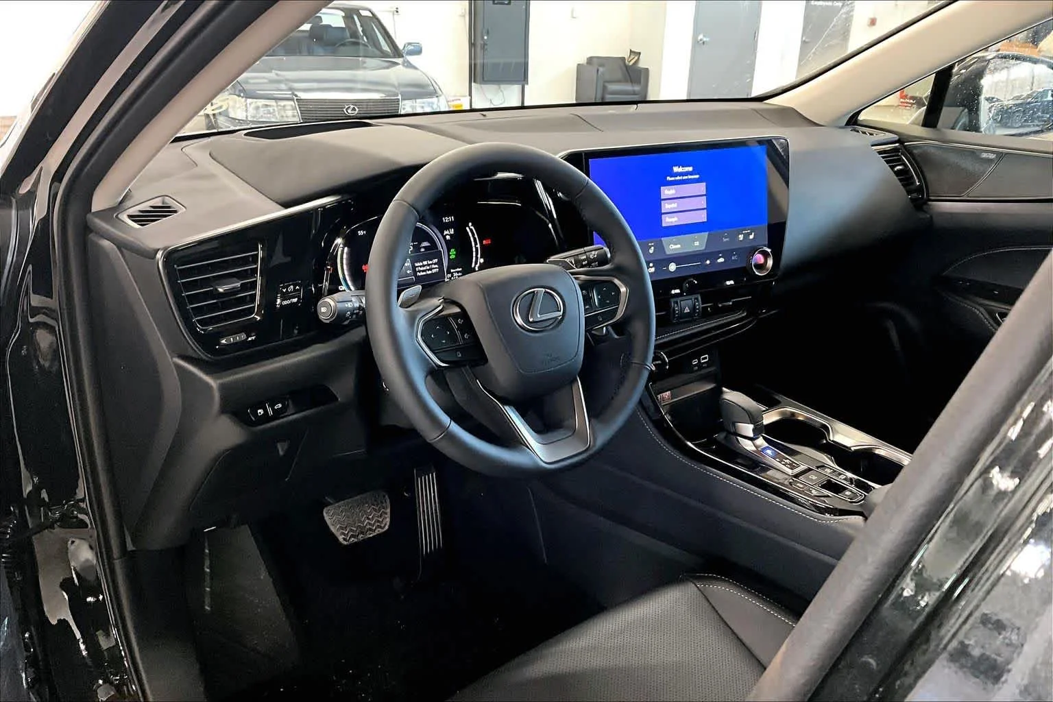 2026 Lexus NX 450h+ Luxury - Photo 6