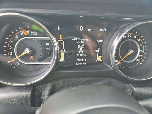 Used 2021 Gray Jeep Unlimited Sahara Altitude image 12