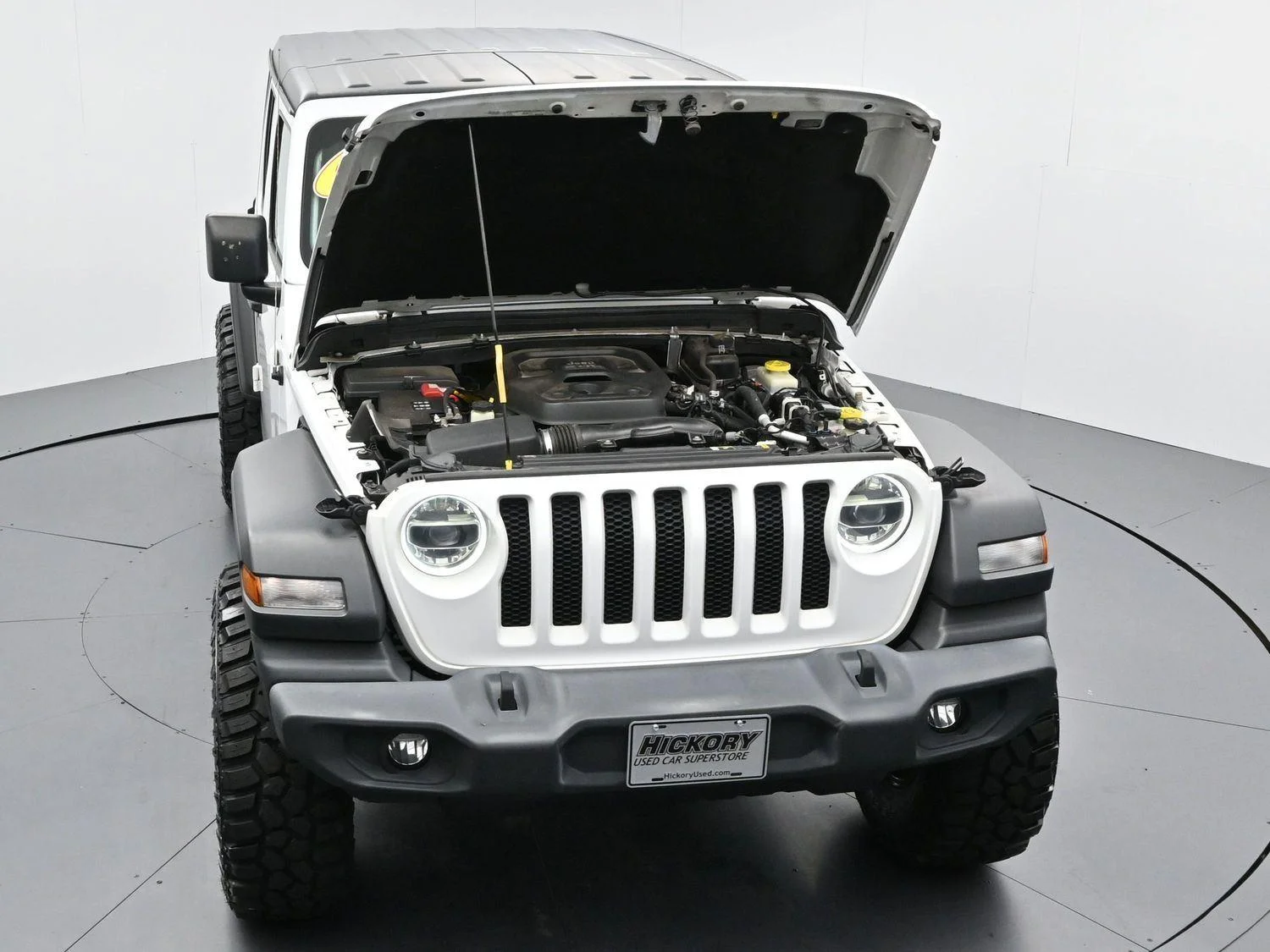 Used 2021 Bright White Clearcoat Jeep Unlimited Islander image 42