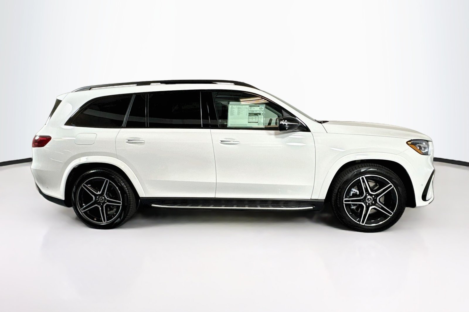 New 2026 Polar White Mercedes-Benz GLS 450 image 4