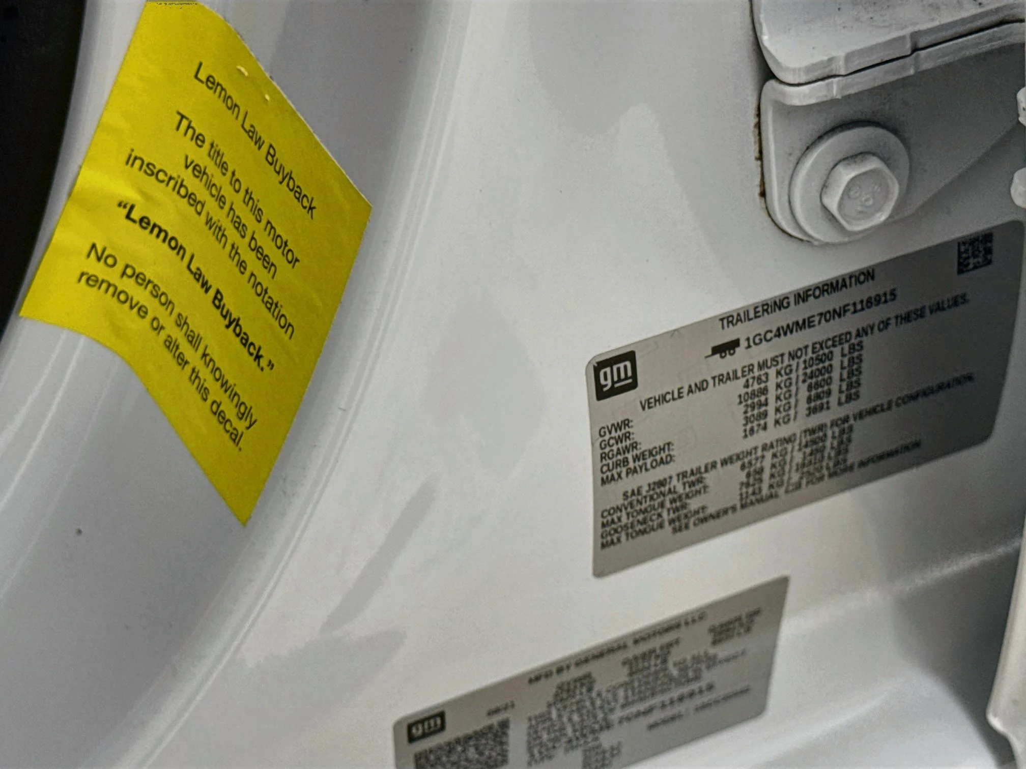 Used 2022 SUMMIT WHITE Chevrolet Custom image 33